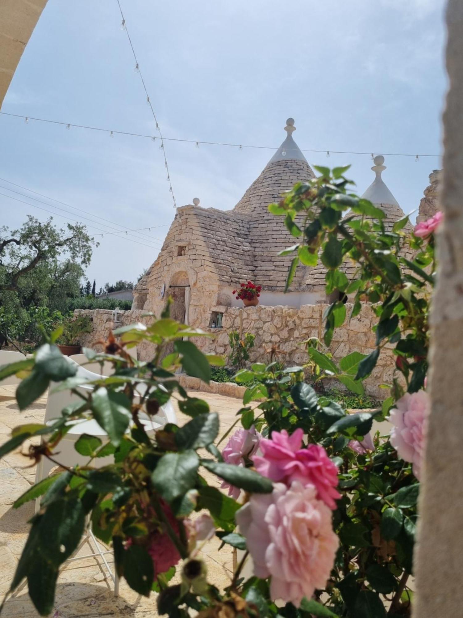 Bed and Breakfast Trulli Di Spinaruta Гротталье Экстерьер фото