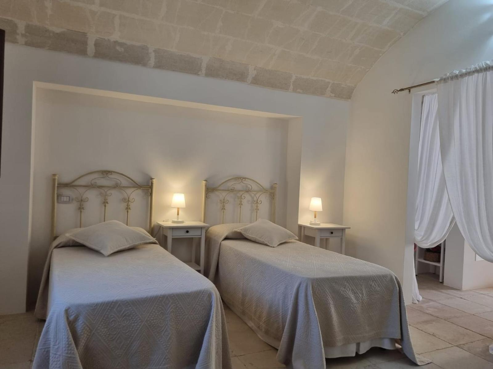 Bed and Breakfast Trulli Di Spinaruta Гротталье Экстерьер фото