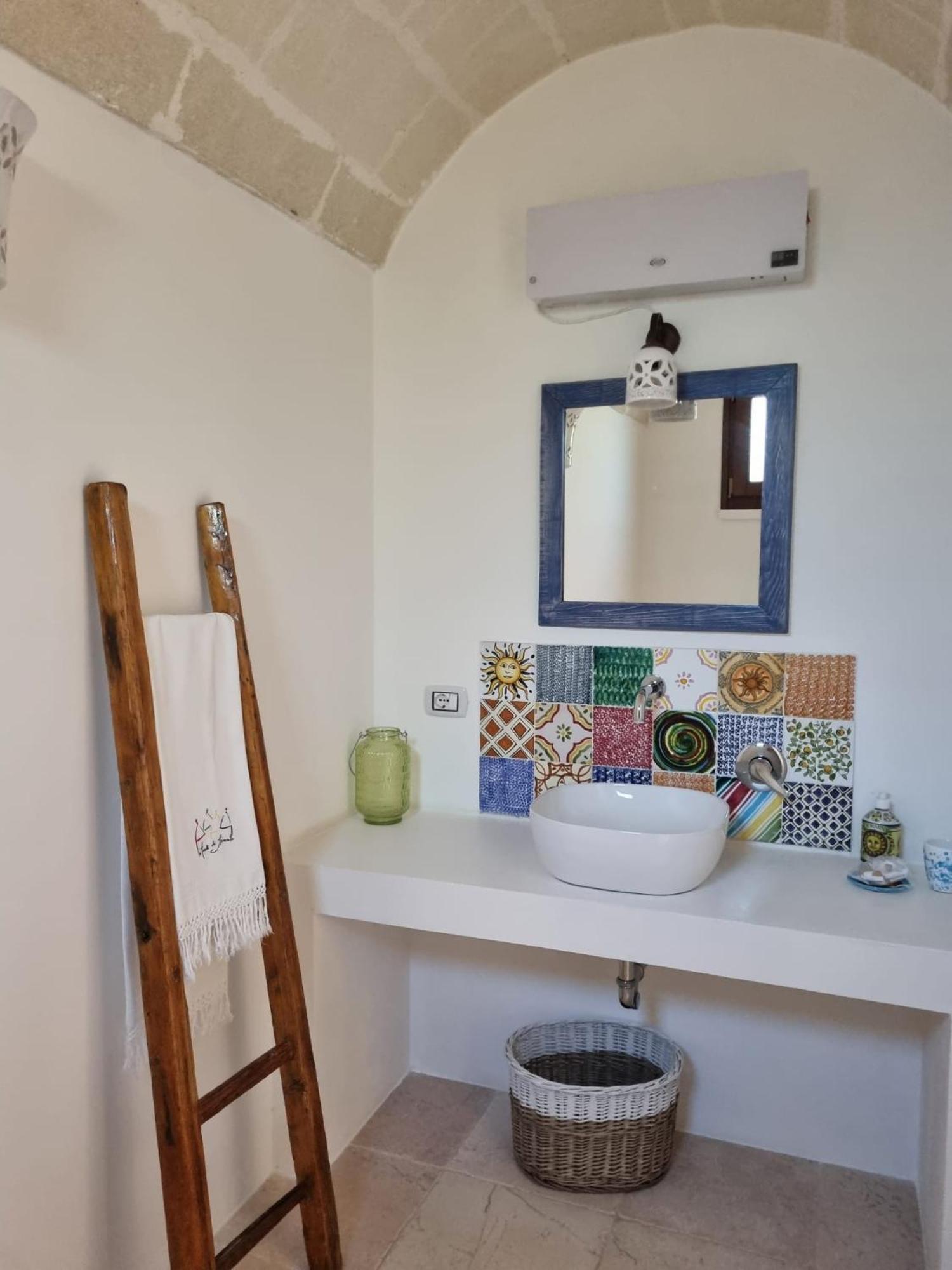 Bed and Breakfast Trulli Di Spinaruta Гротталье Экстерьер фото