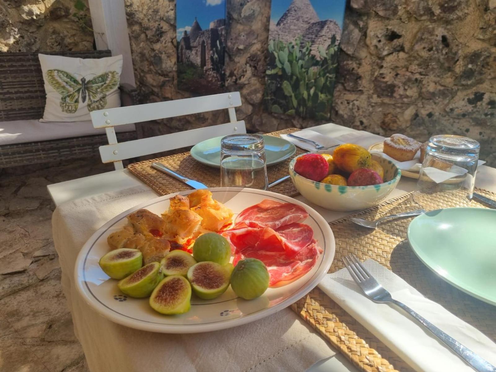 Bed and Breakfast Trulli Di Spinaruta Гротталье Экстерьер фото